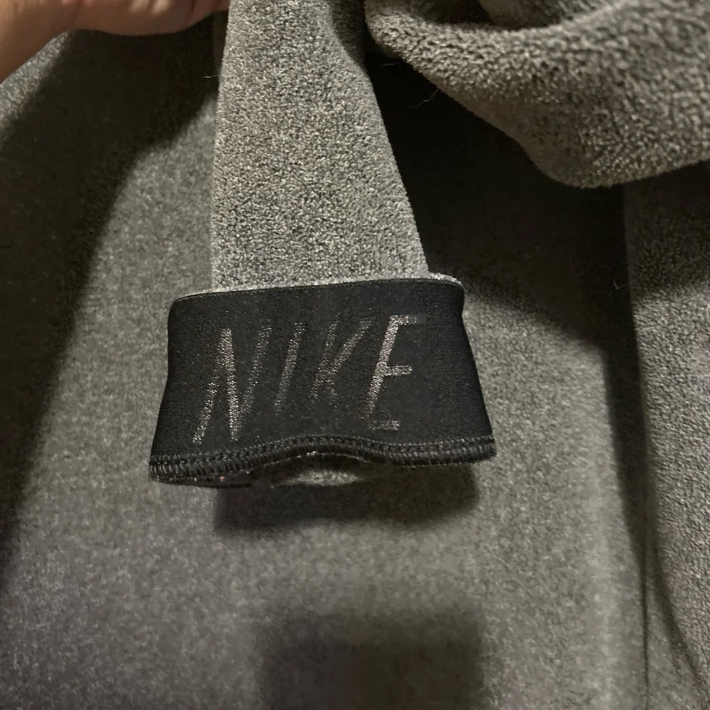 Nike Therma‎ Dri-Fit Tunic Cozy Gray Cowl Neck Sweater pocket fleece size Small
